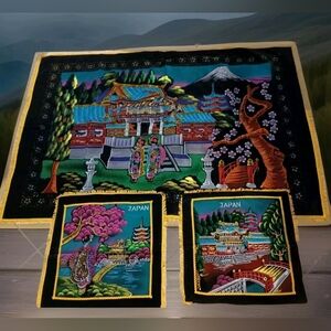 Japanese tapestries water painting on silk Vintage in new condition